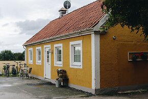 Mjällbyhus Pensionat & Stugby