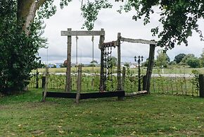 Mjällbyhus Pensionat & Stugby