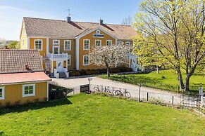 Mjällbyhus Pensionat & Stugby