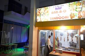 Uni Resort