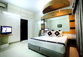 Uni Resort