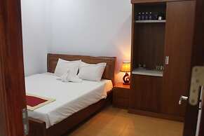 Phan Van Hotel