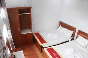 Phan Van Hotel