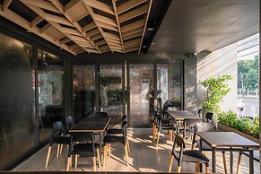Neca Reiche Hotel