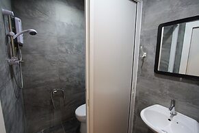 Shamrock Guest House II