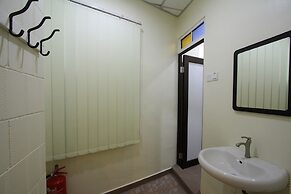 Shamrock Guest House II