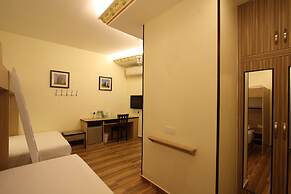 Shamrock Guest House II