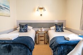 Woodlands Hotel