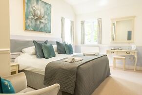 Woodlands Hotel