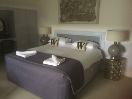 Woodlands Hotel