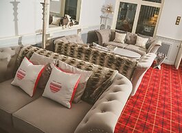 Woodlands Hotel