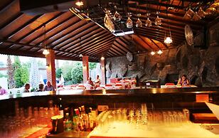 Side Kervan Hotel