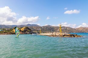 Zeus Eleva Mirabello Bay