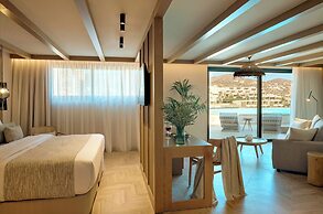 Zeus Eleva Mirabello Bay