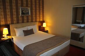 Hotel Palm City Akhisar