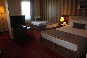 Hotel Palm City Akhisar