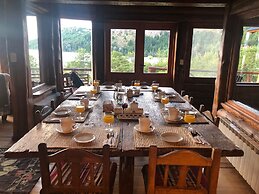 Laguna Larga Lodge