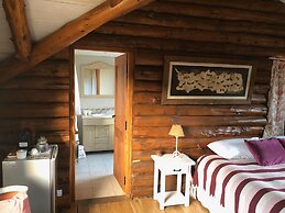 Laguna Larga Lodge