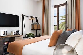 Momentum Resort