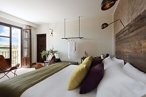 Momentum Resort