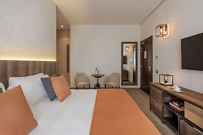 Momentum Resort