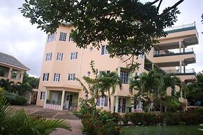 Royal Tower Suites