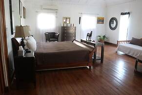 Mohagany House