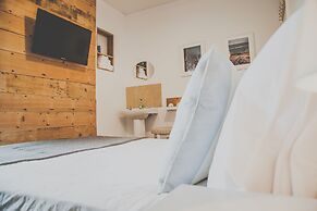 Antique House B&B
