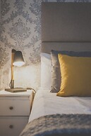 Antique House B&B