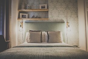 Antique House B&B