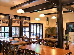 Lodge Oakland