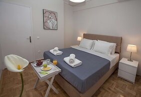Unique Apartment near Acropolis by GHH