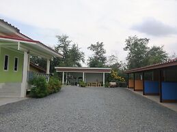Baan Khun Resort