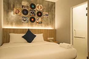 CIQ HOTEL at Jalan Trus