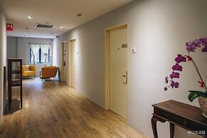 CIQ HOTEL at Jalan Trus