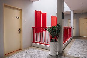 CIQ HOTEL at Jalan Trus