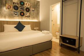 CIQ HOTEL at Jalan Trus