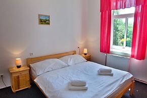Hotel Pod Šikmou Věží