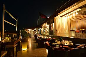 Hotel Surya Plaza