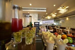 Hotel Surya Plaza