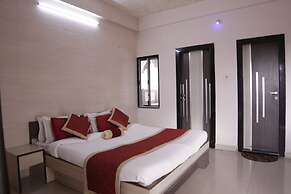 Hotel Amit Palace