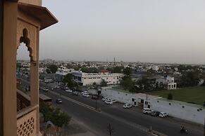Hotel Amit Palace