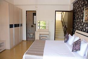 Lalco Villas