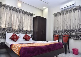 Hotel Royal Front Residency