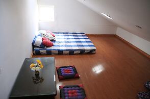 Hoai Huong Homestay