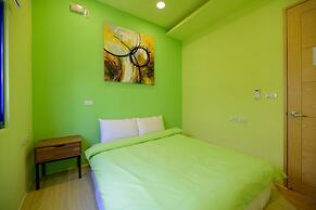 Summer Sea Hostel