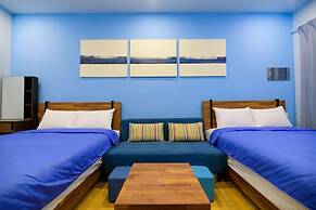 Summer Sea Hostel