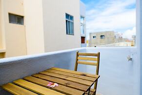 Summer Sea Hostel