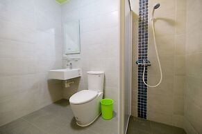 Summer Sea Hostel