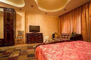 Garden Hotel